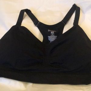 Bra sports womens new size XL 38C & 38D 67% polyester 25% nylon 8% spandex black